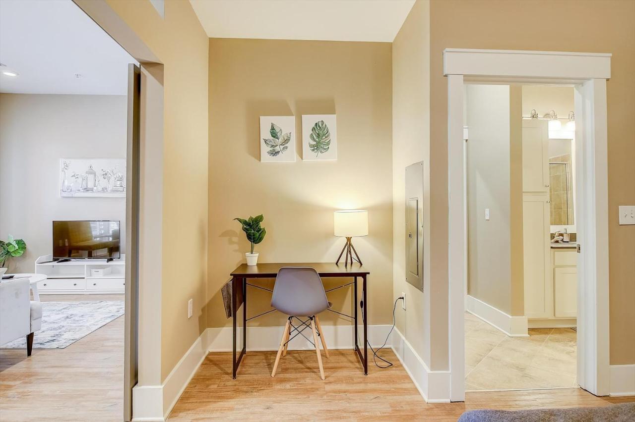 Frontdesk Village At Commonwealth Apts Plaza Midwood Charlotte Phòng bức ảnh